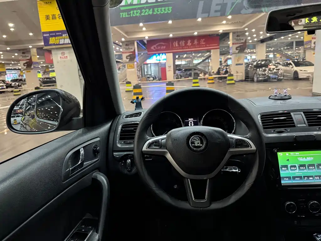 Skoda Yeti — миниатюра 19