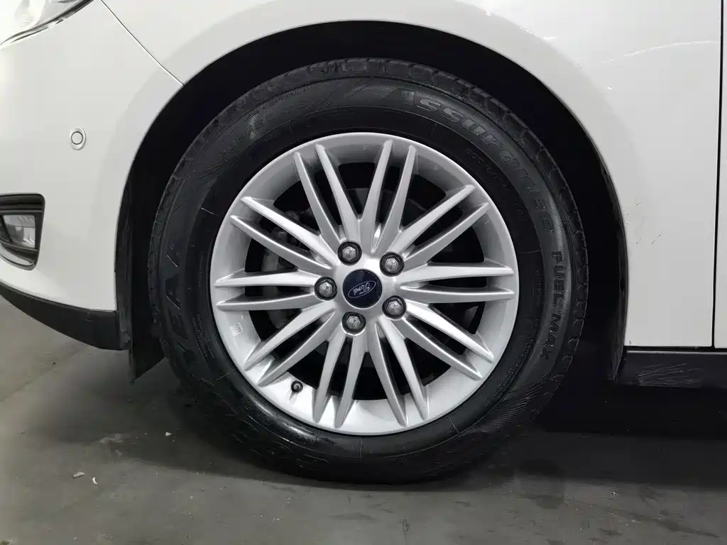 Ford Focus — миниатюра 17