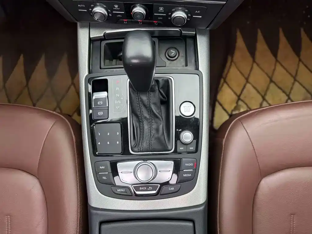 Audi A6L — миниатюра 21