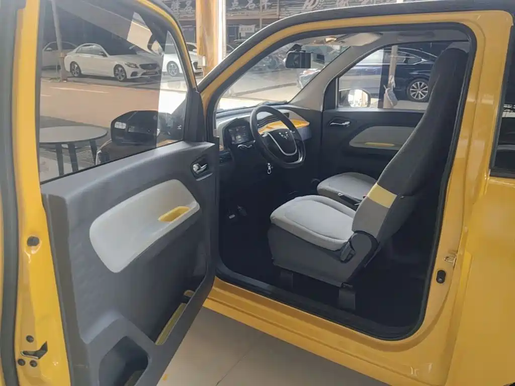 Wuling MINIEV — миниатюра 16