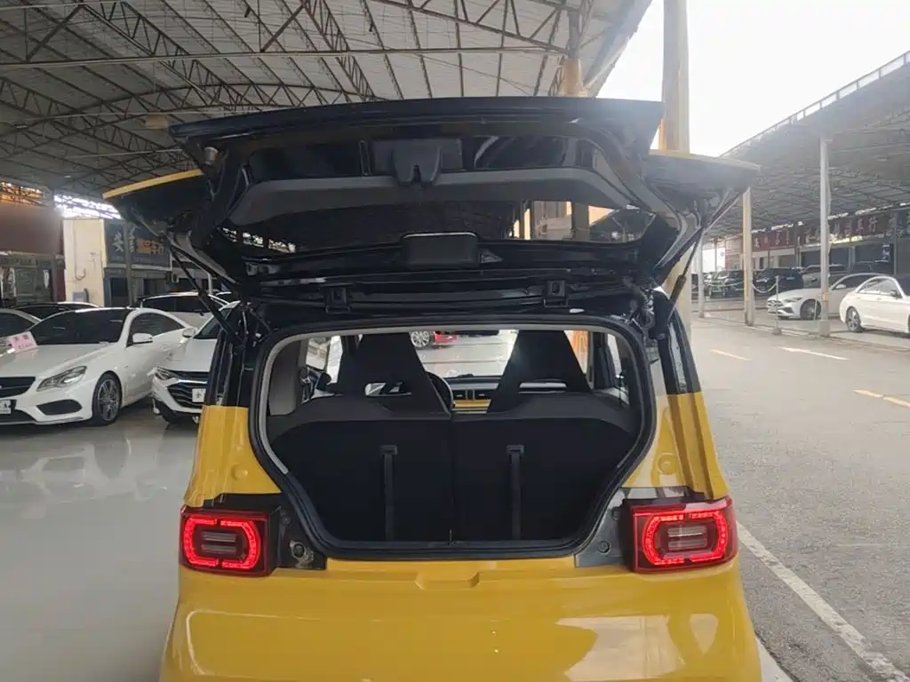 Wuling MINIEV — миниатюра 19