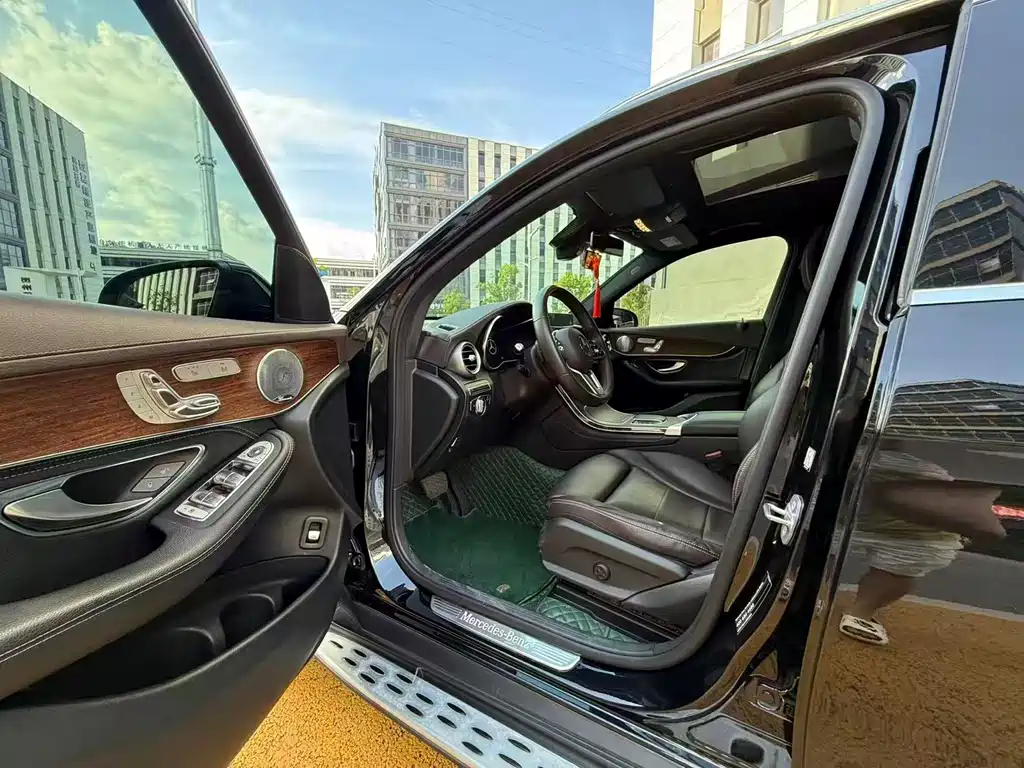 Mercedes-Benz GLC — миниатюра 5