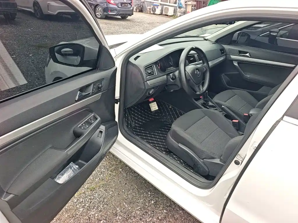 Volkswagen Lavida — миниатюра 16