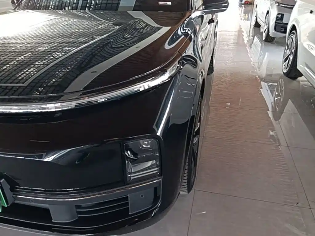 Li Auto Li L8 — миниатюра 24