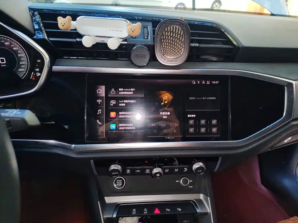 Audi Q3 — миниатюра 14