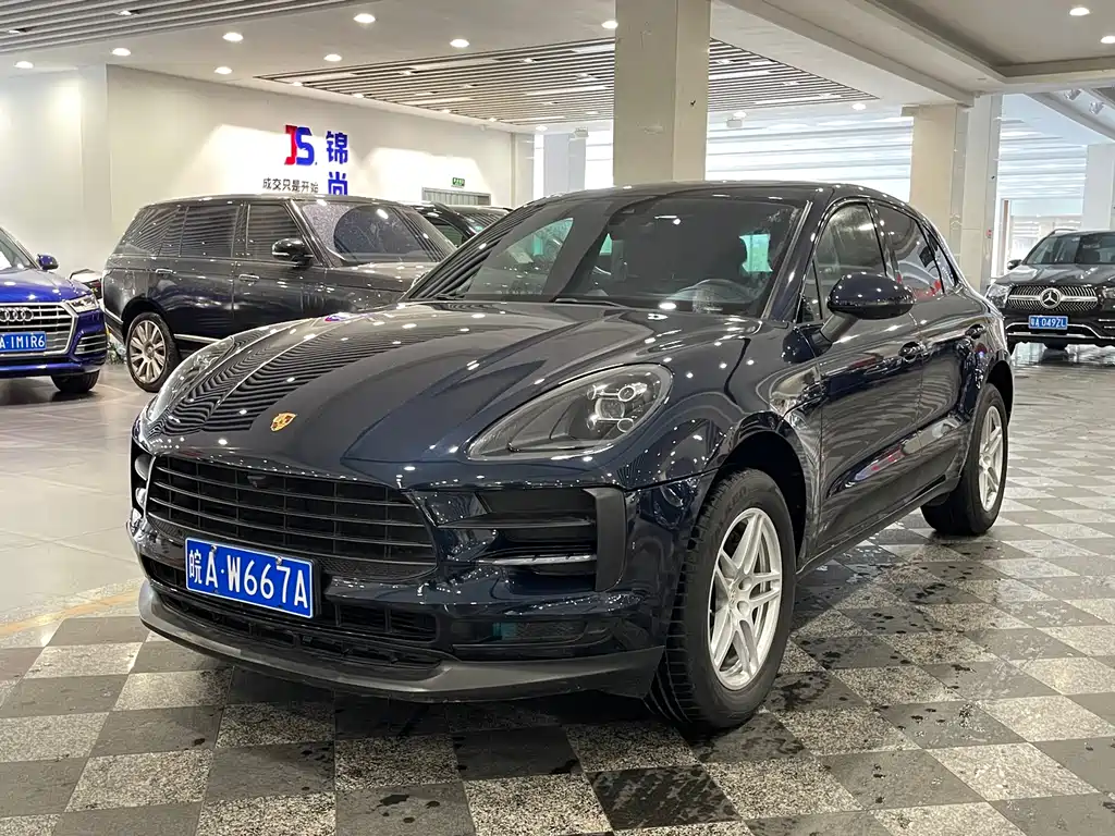 Porsche Macan 2021