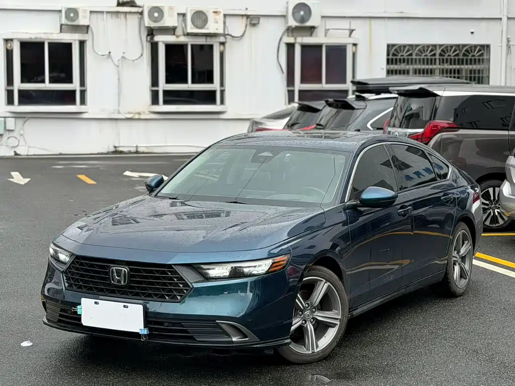 Honda Accord — миниатюра 7