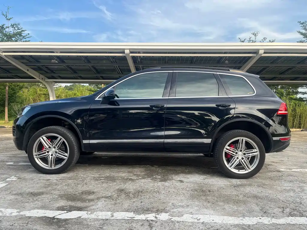 Volkswagen Touareg — миниатюра 8