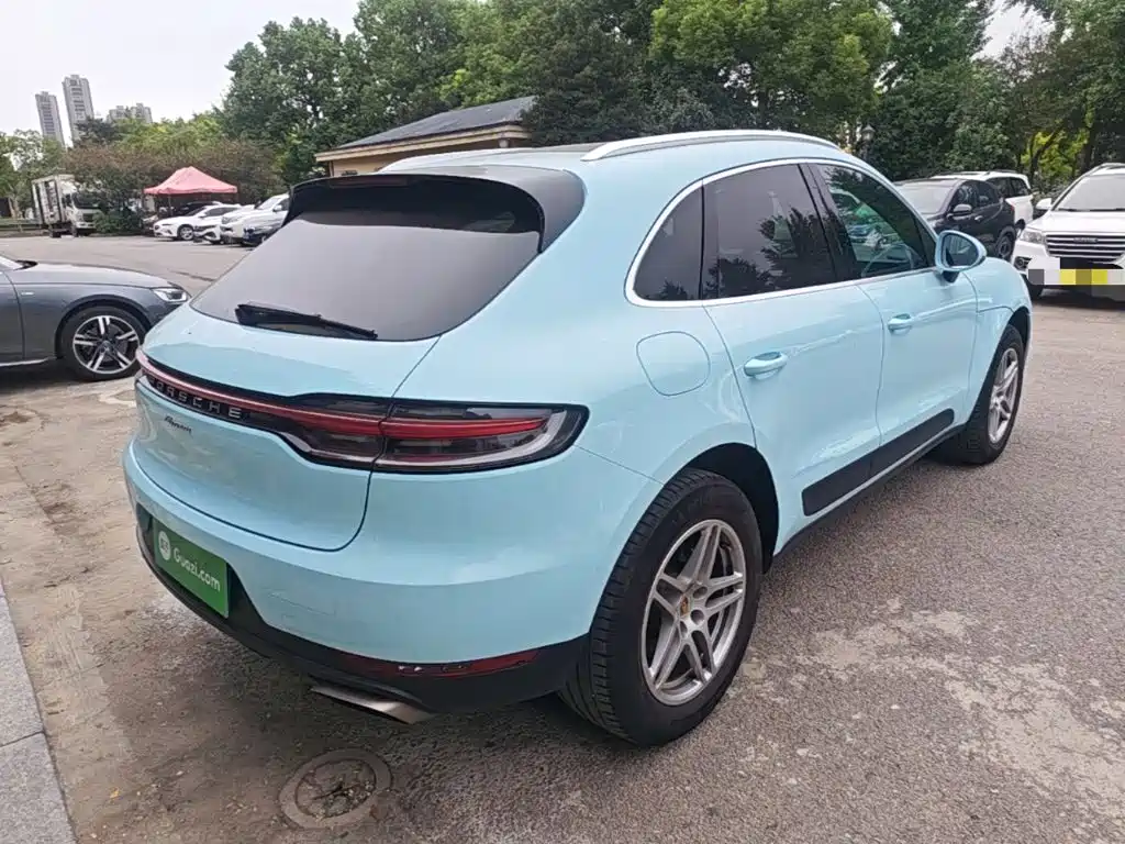 Porsche Macan — миниатюра 7