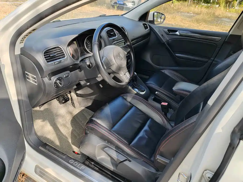 Volkswagen Golf — миниатюра 5