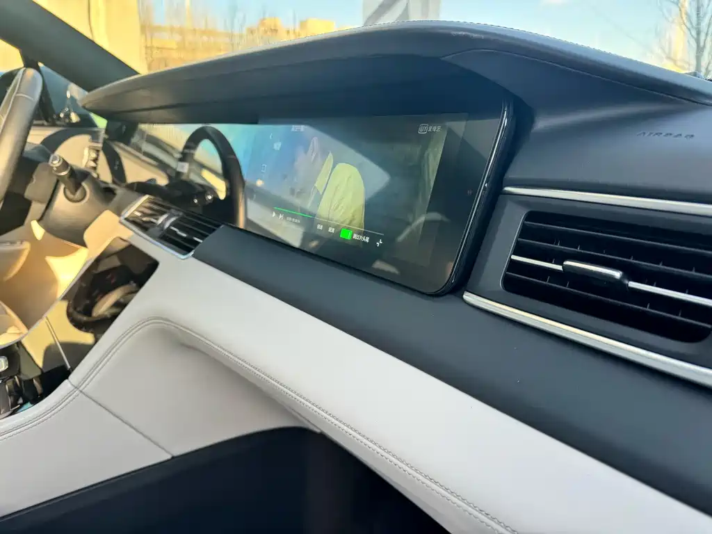 Li Auto Li ONE — миниатюра 16