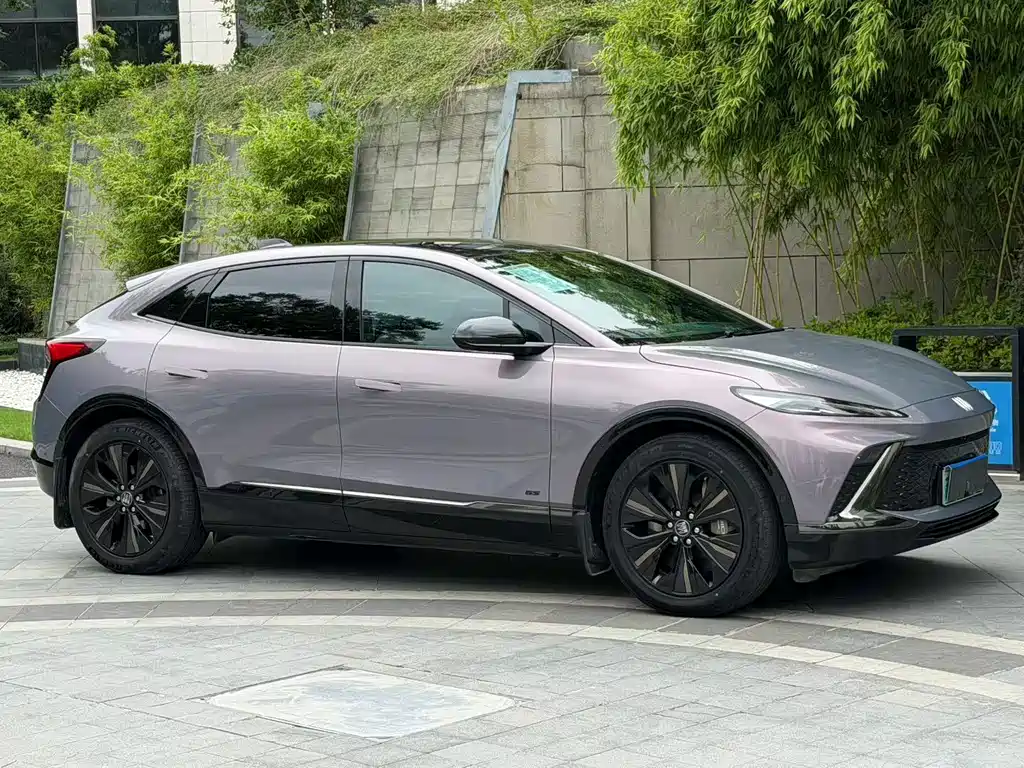 Buick E4 — миниатюра 3