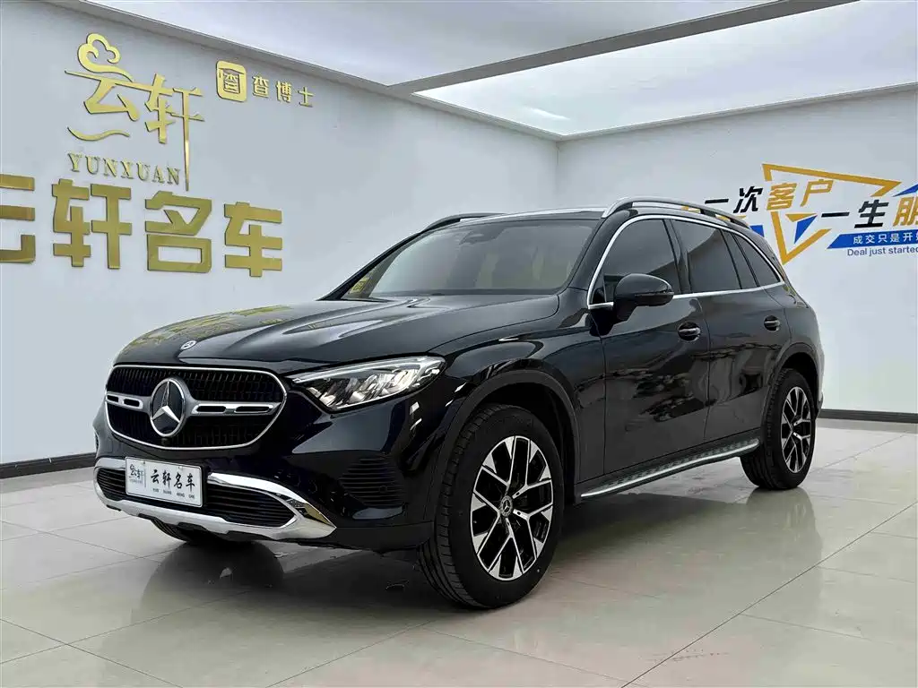 Mercedes-Benz GLC 2023