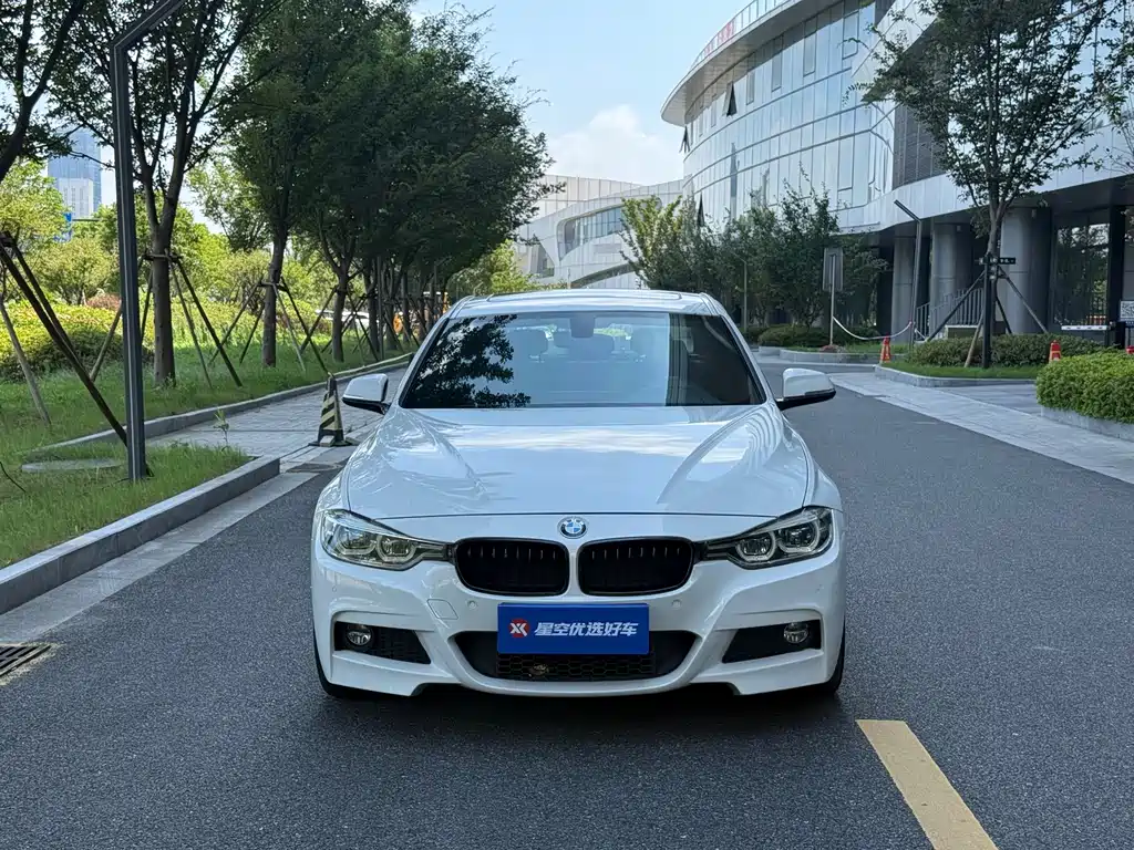 BMW 3 Series — миниатюра 2