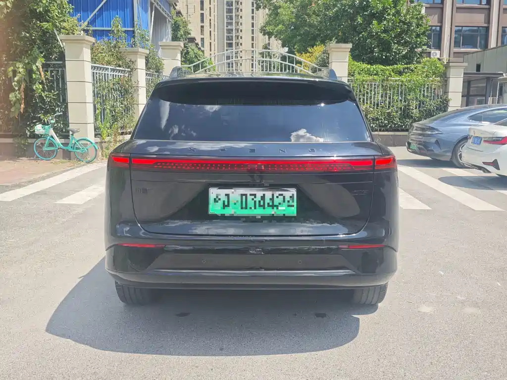 XPeng G9 — миниатюра 12