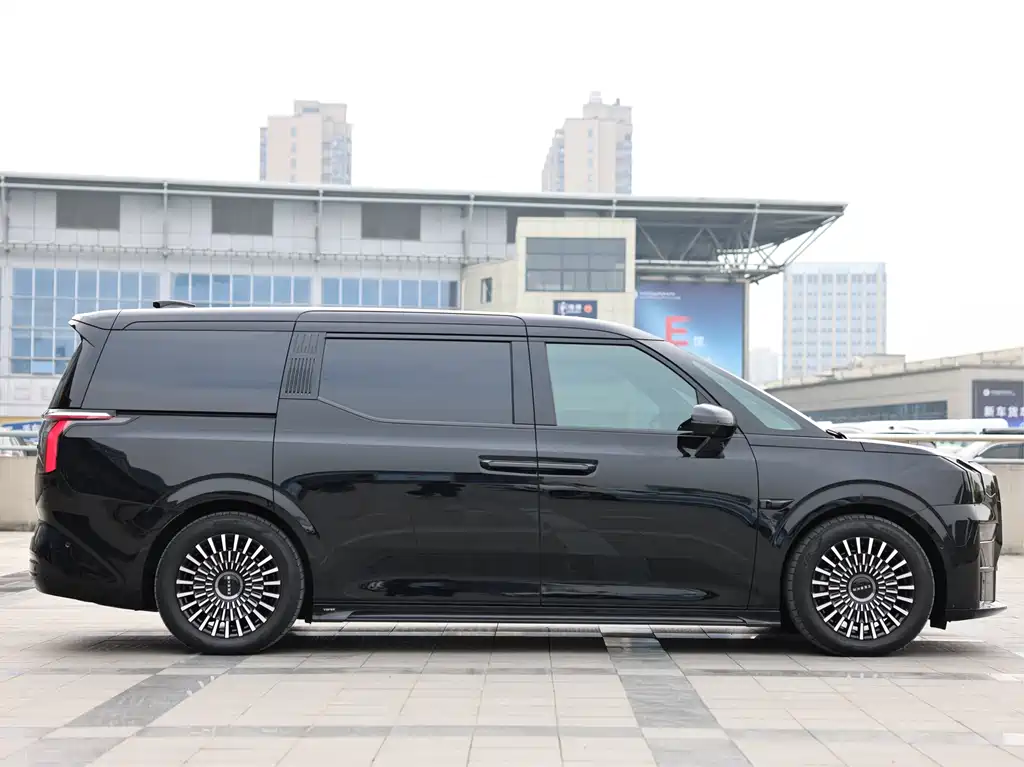 ZEEKR EXTREME KRYPTON 009