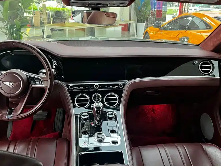 Bentley Continental — миниатюра 10