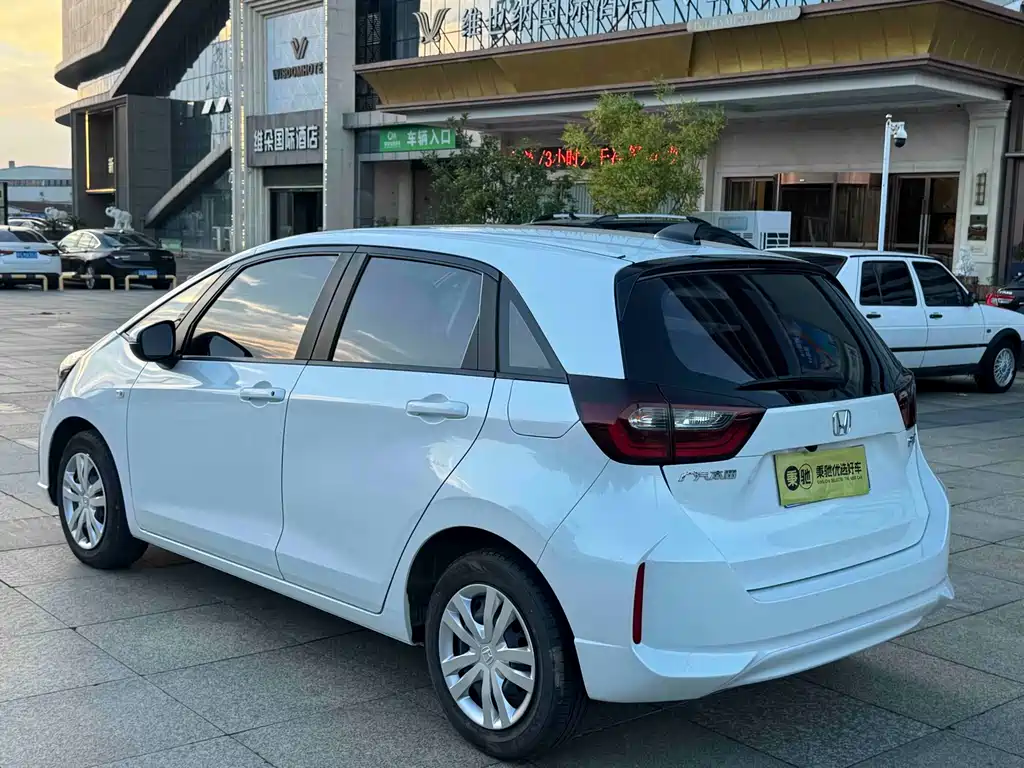 Honda Fit — миниатюра 21