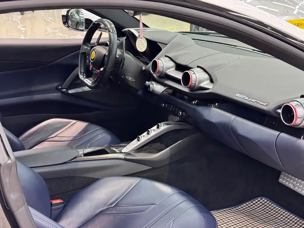 Ferrari 812 — миниатюра 5