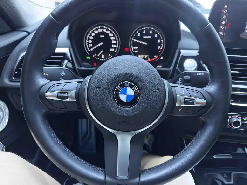 BMW 1 Series — миниатюра 16