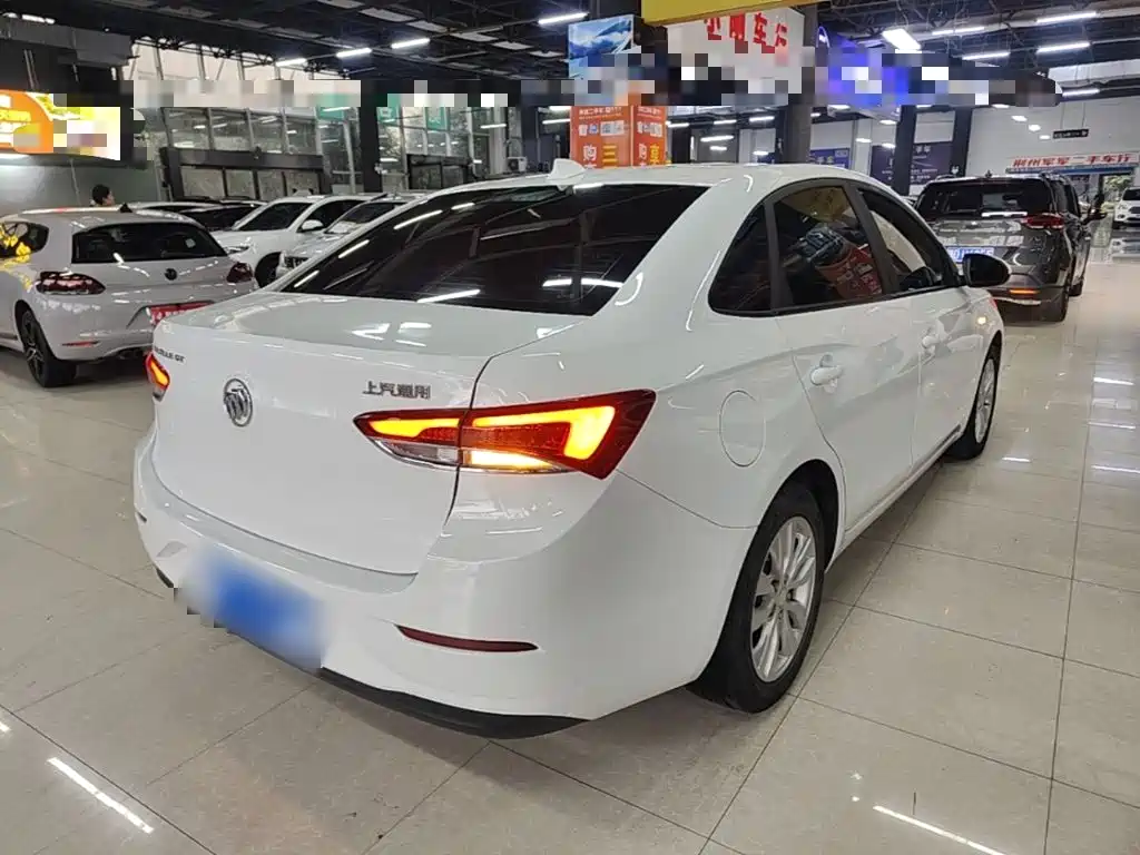 Buick Excelle — миниатюра 7