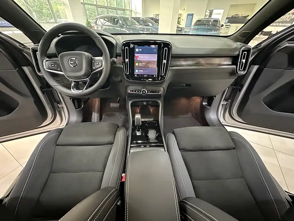 Volvo C40 — миниатюра 9
