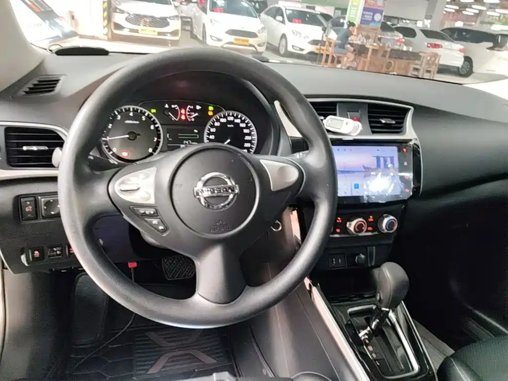 Nissan Sylphy — миниатюра 10