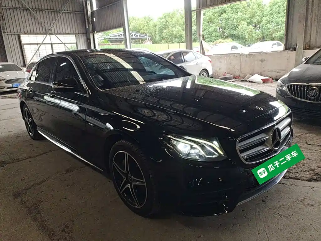 Mercedes-Benz E-Class — миниатюра 4