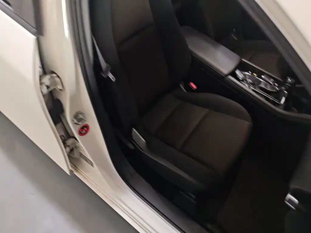 Mazda 3 Axela — миниатюра 25