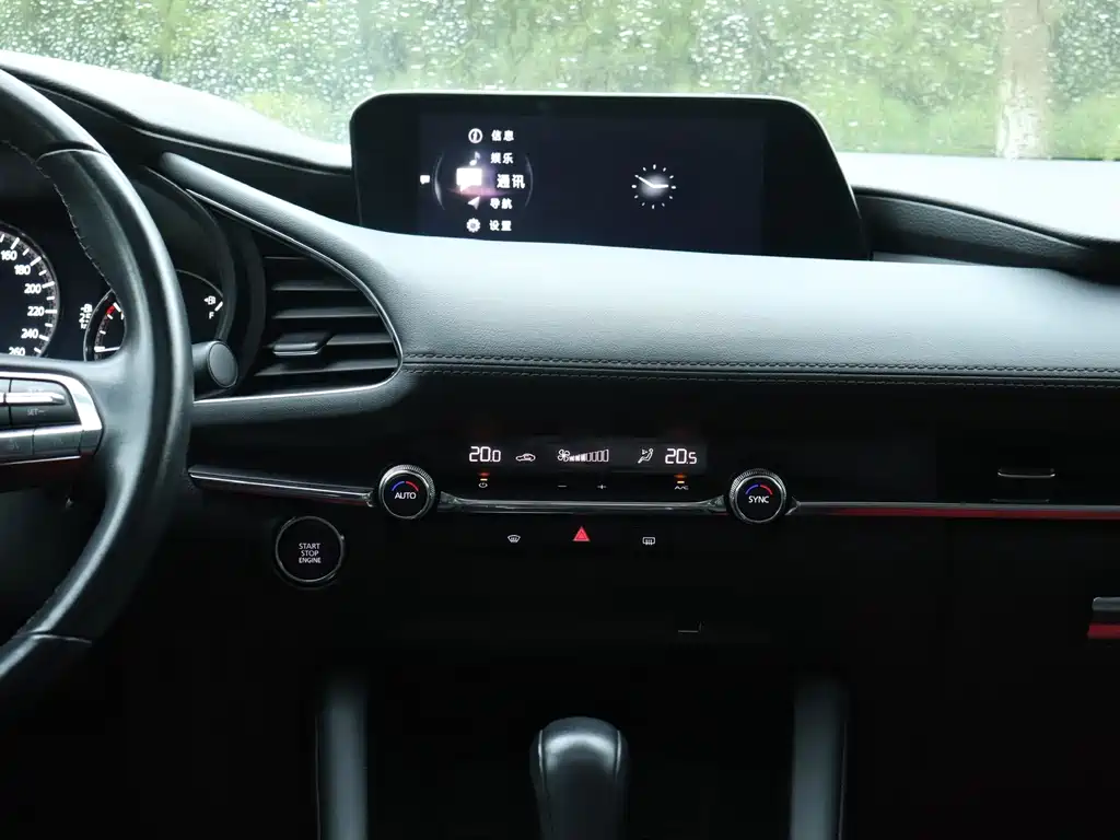 Mazda 3 Axela — миниатюра 18