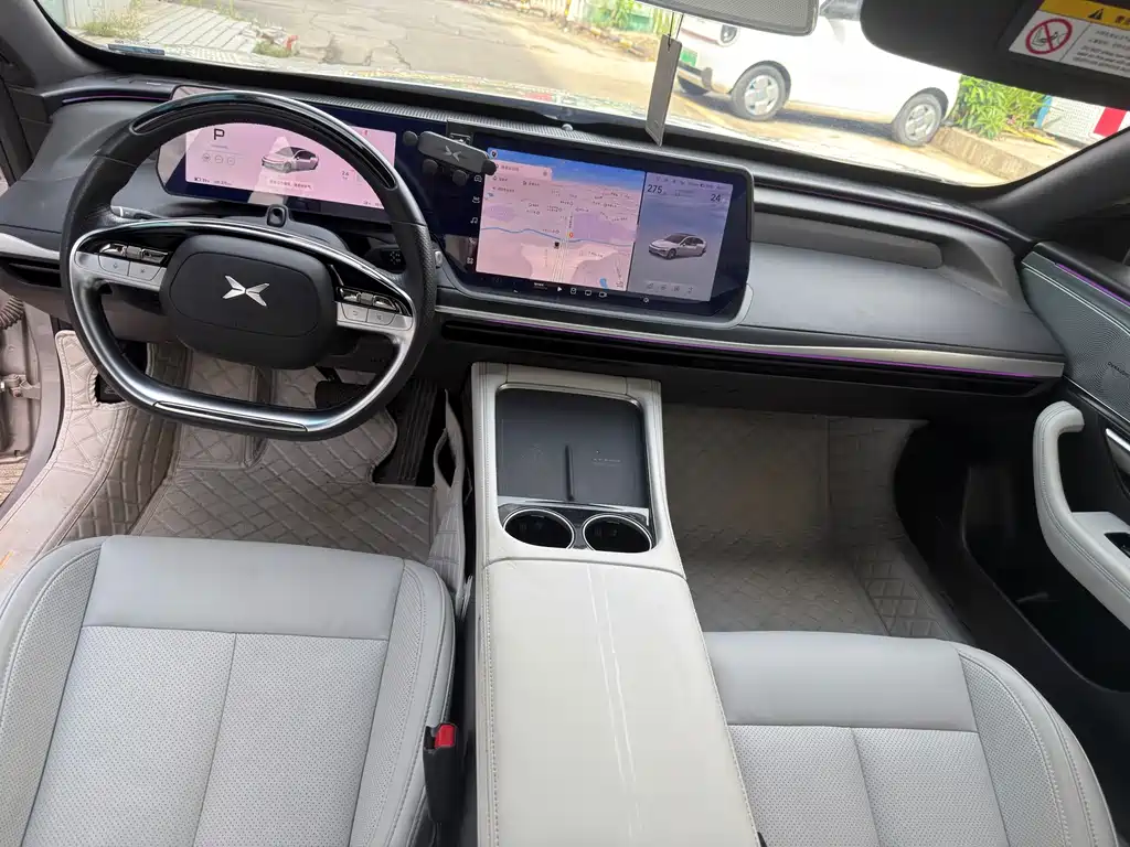 XPeng P7 — миниатюра 6