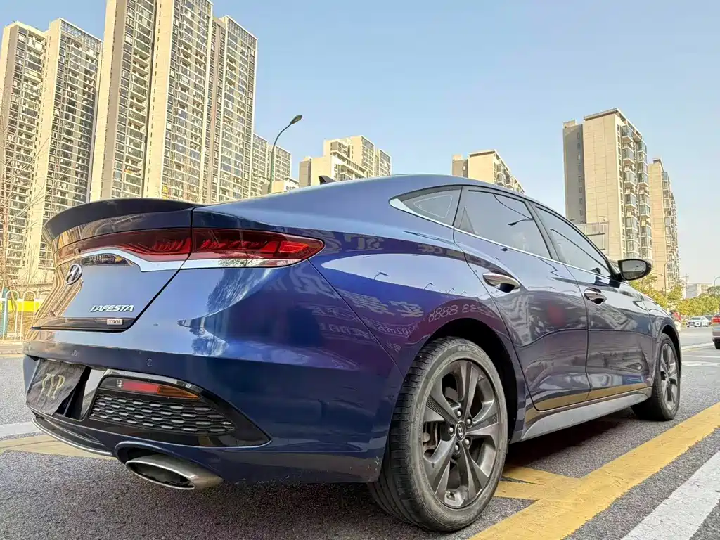 Hyundai Fista — миниатюра 7