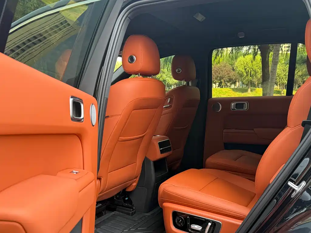 Li Auto Li L8 — миниатюра 5