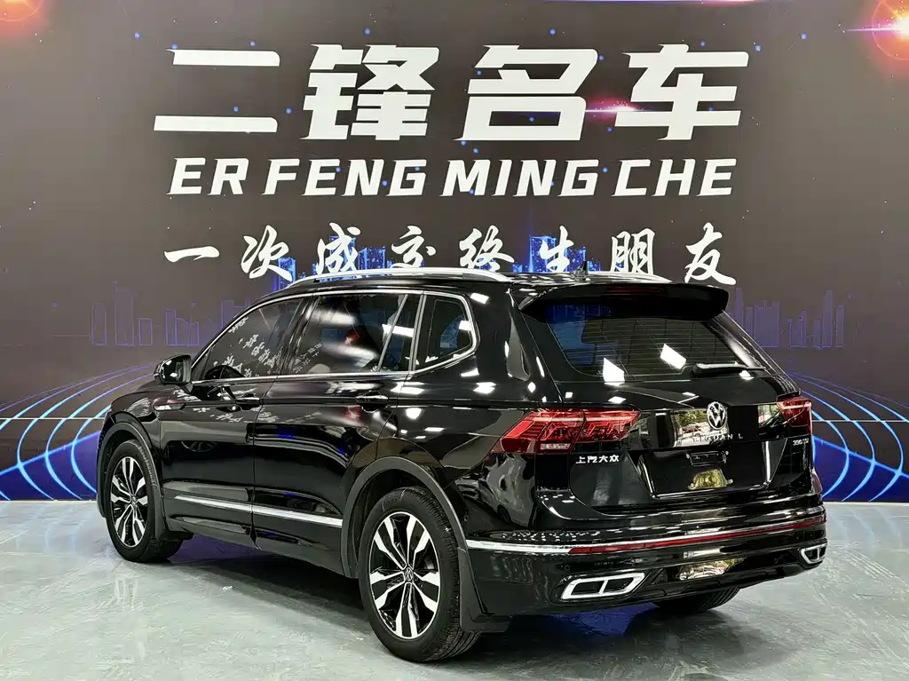 Volkswagen Tiguan L 2023 — фото 6