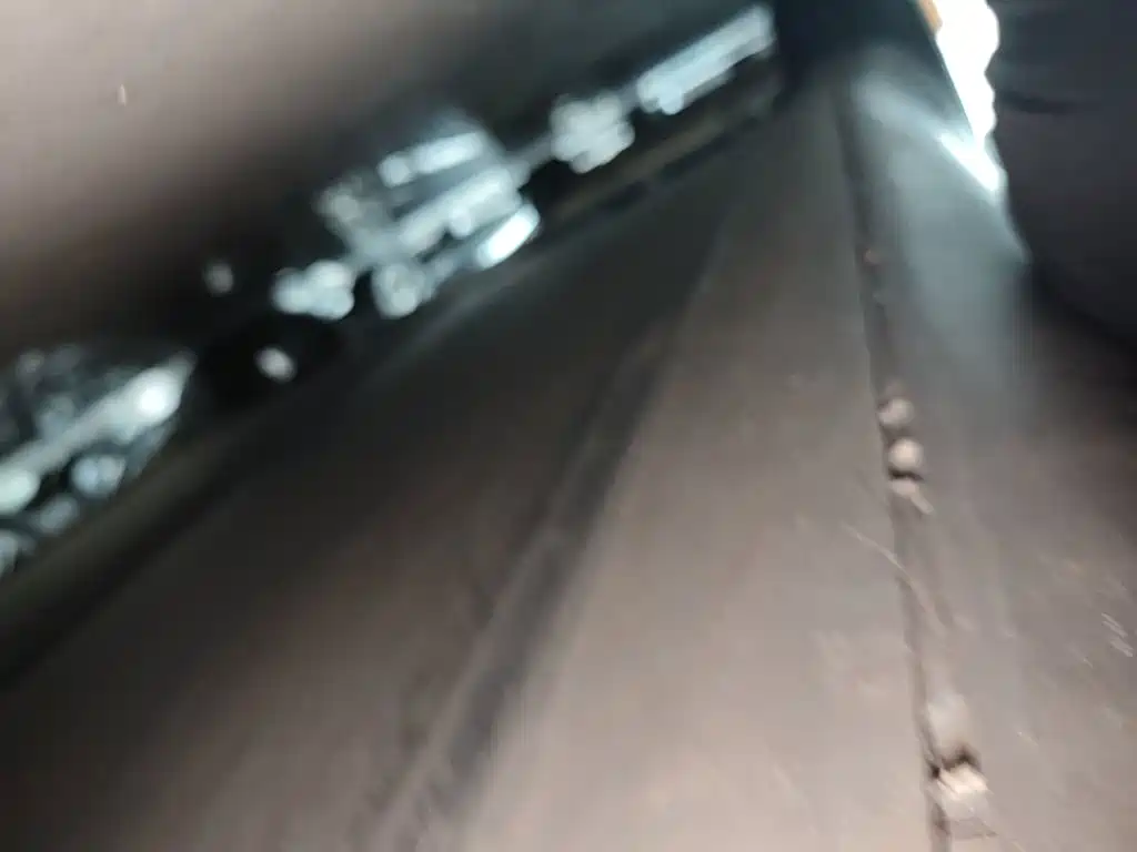 Tesla Model Y — миниатюра 21
