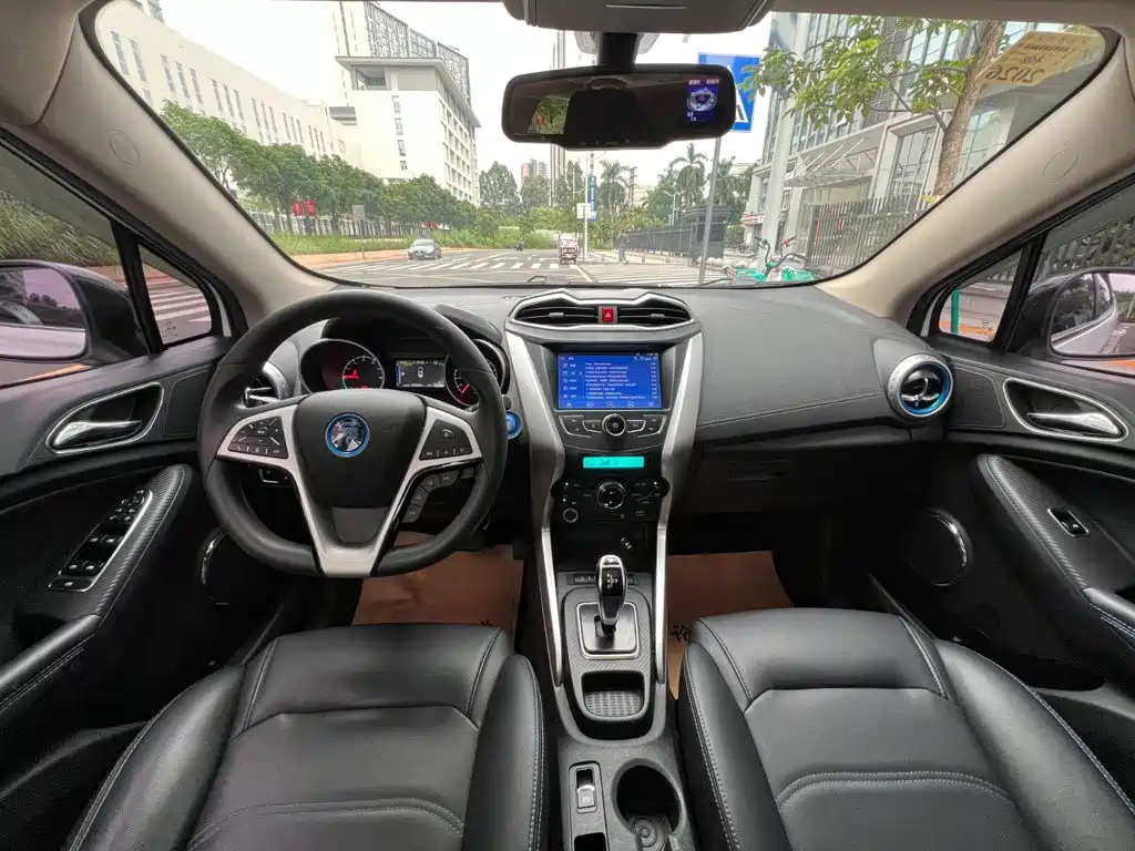 BYD Yuan EV — миниатюра 5