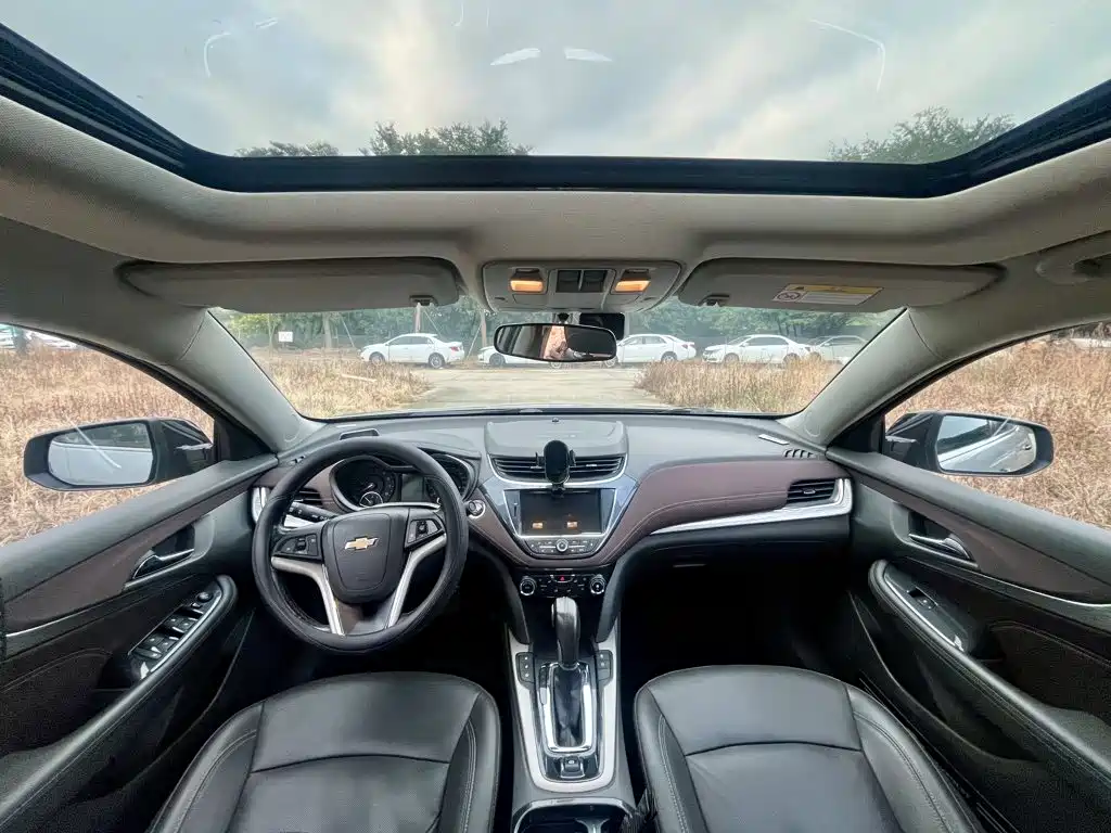 Chevrolet Malibu — миниатюра 10