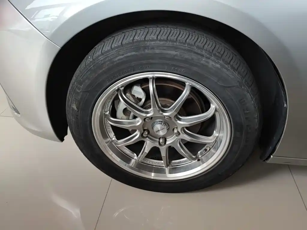 Chevrolet Malibu — миниатюра 23
