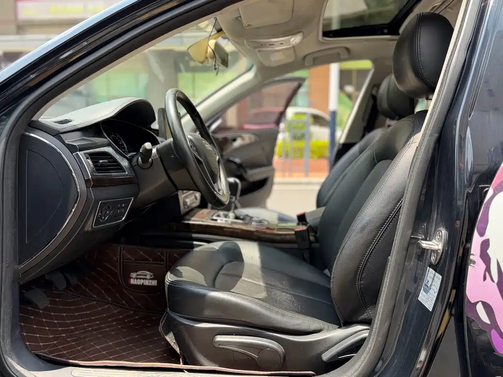 Zotye Zotye Z700 — миниатюра 4