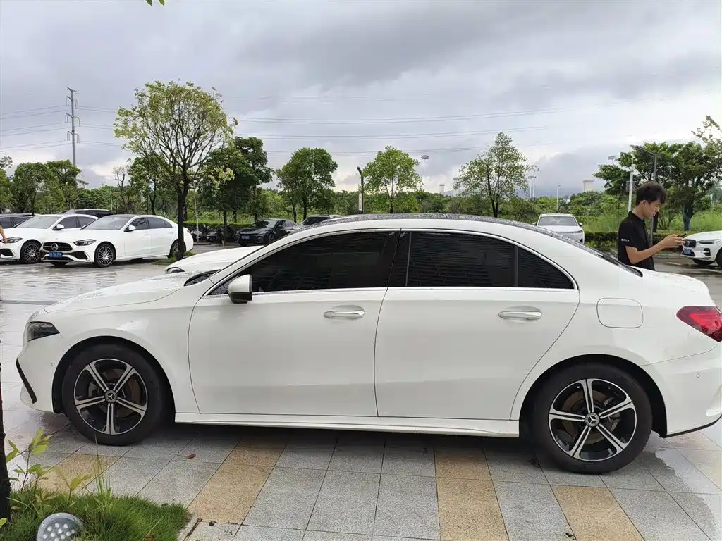 Mercedes-Benz A-Class — миниатюра 3