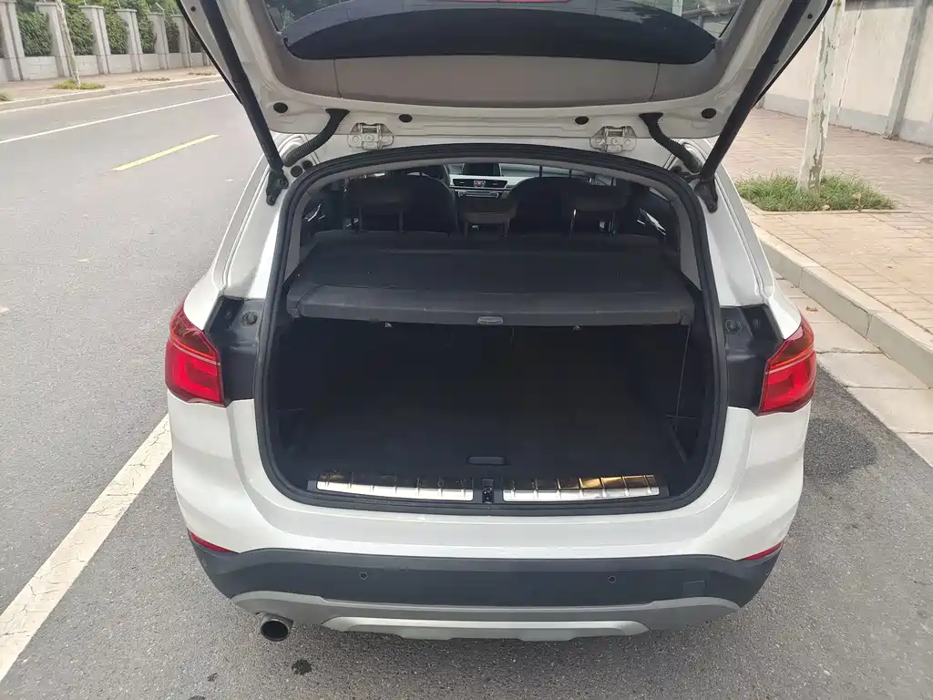 BMW X1 — миниатюра 14