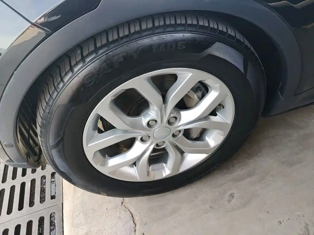 Land Rover Discovery — миниатюра 23