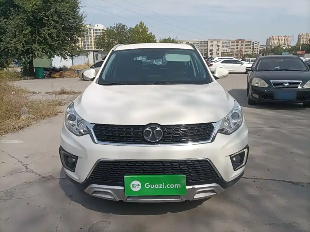 BAIC Senova X35 — миниатюра 3