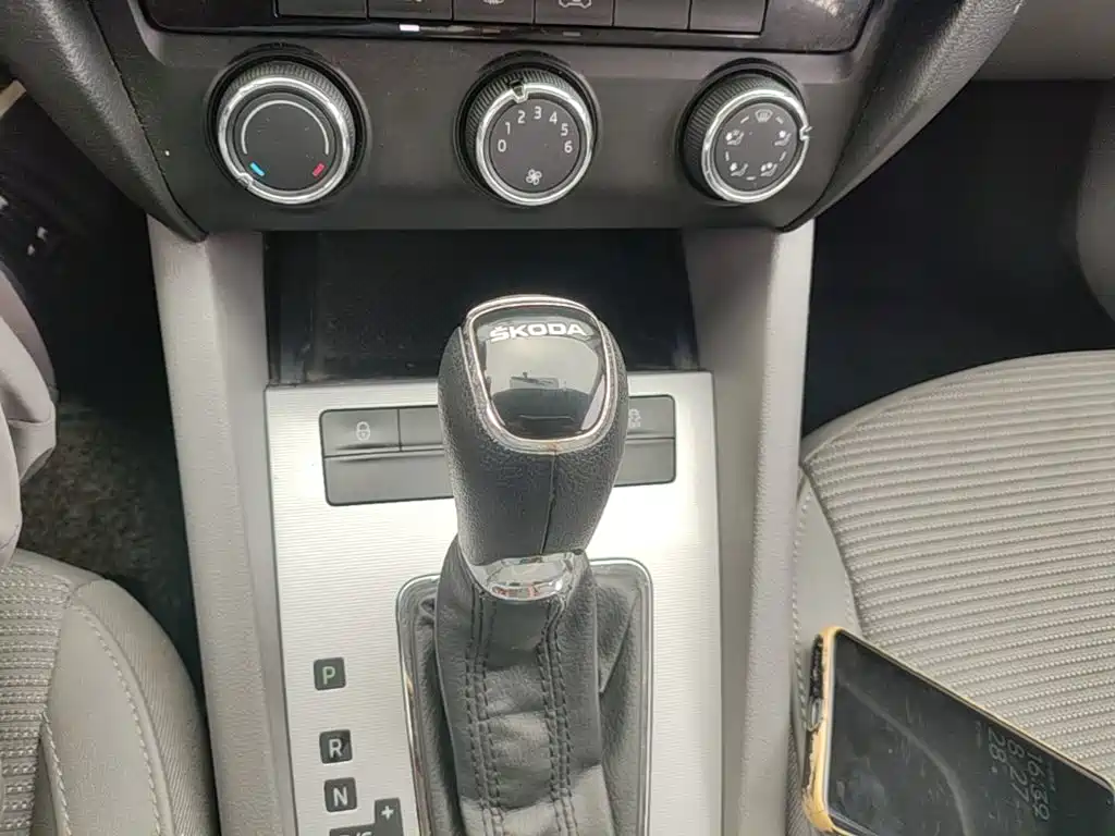Skoda Octavia — миниатюра 14