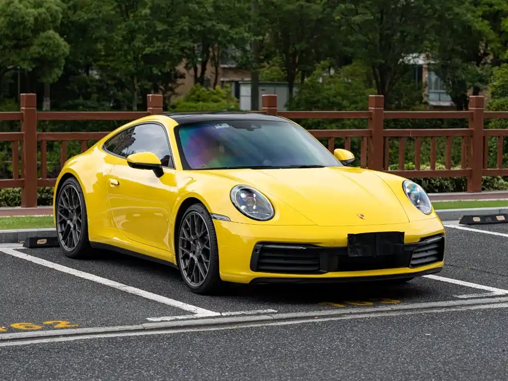 Porsche 911 2020 Carrera 3.0T
