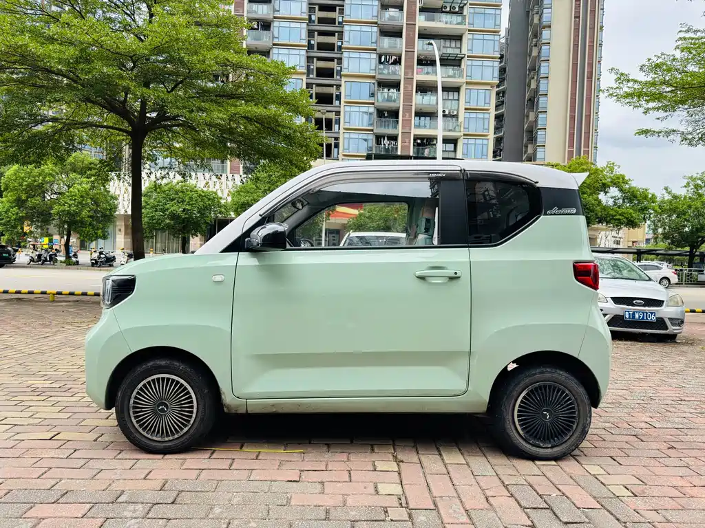 Wuling MINIEV — миниатюра 2