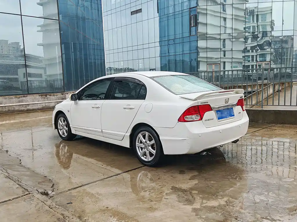 Honda Civic 2009 1.8L AT