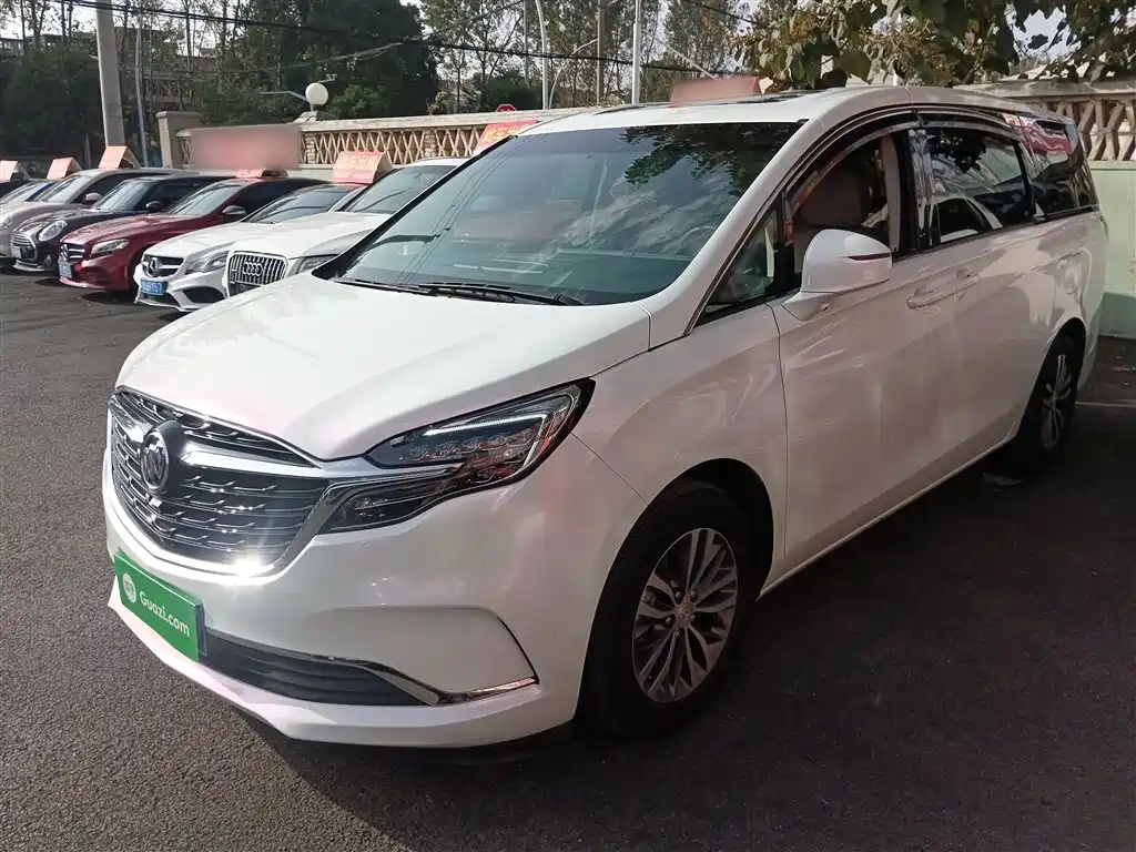 Buick GL8 2023