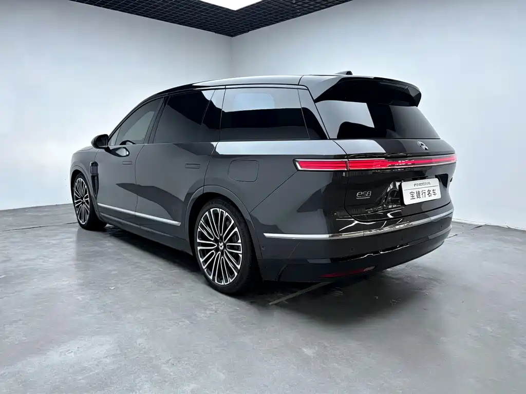 NIO ES8 2026 мест Executive