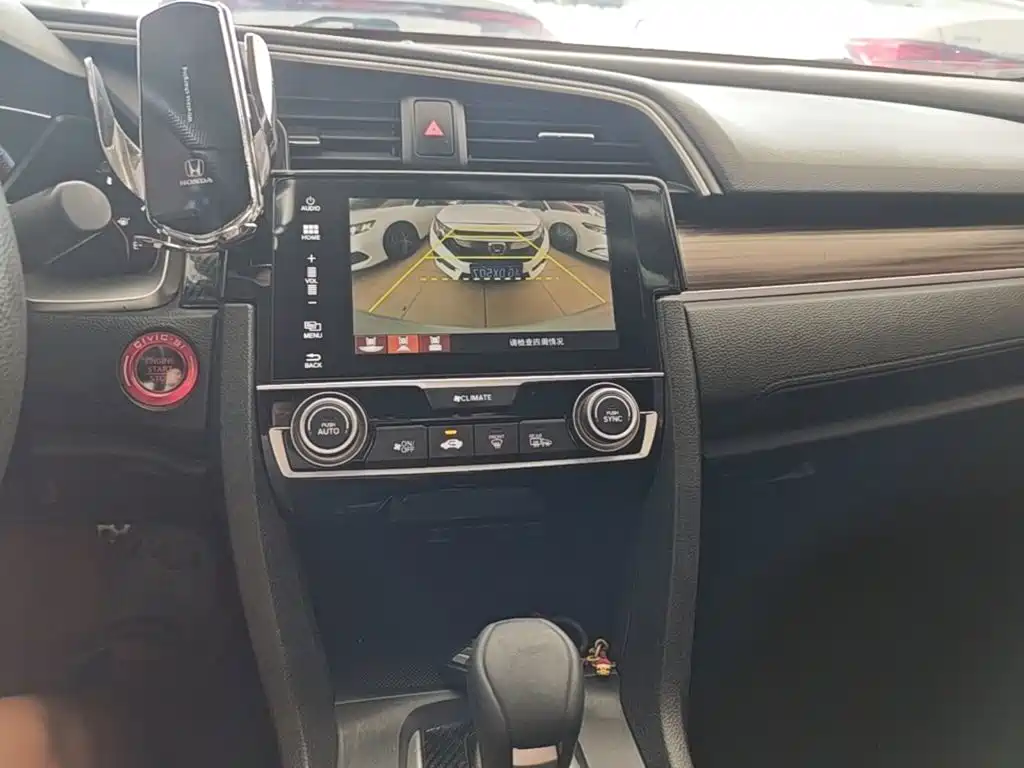 Honda Civic — миниатюра 13